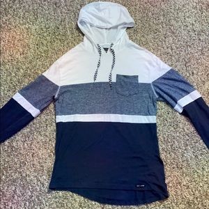 Pull over long sleeve Tshirt hoodie